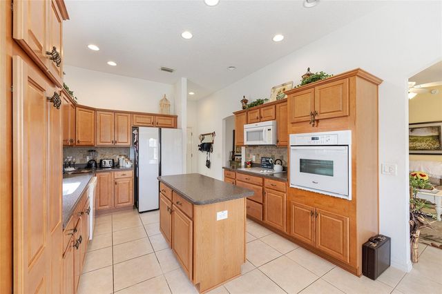 2047 DUNSTER COURT, The Villages, FL 32162