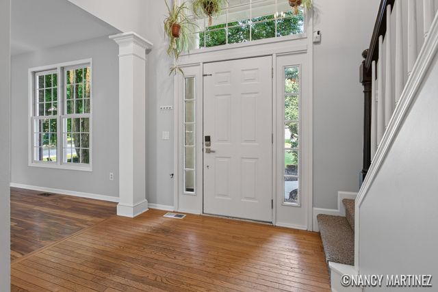 2554 Woodcreek Court Se, City Of Kentwood, MI 49546