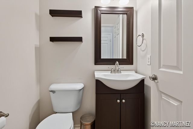 2554 Woodcreek Court Se, City Of Kentwood, MI 49546