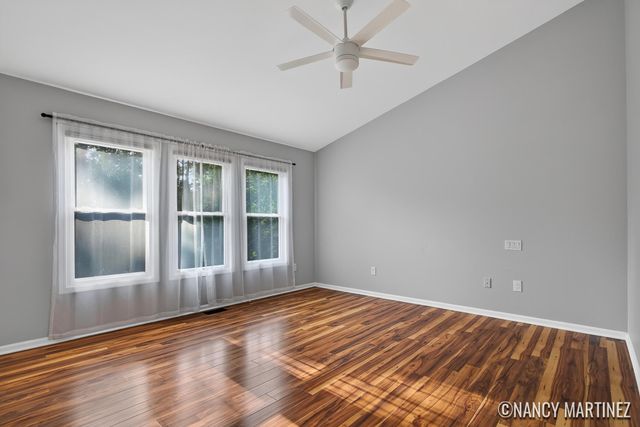 2554 Woodcreek Court Se, City Of Kentwood, MI 49546