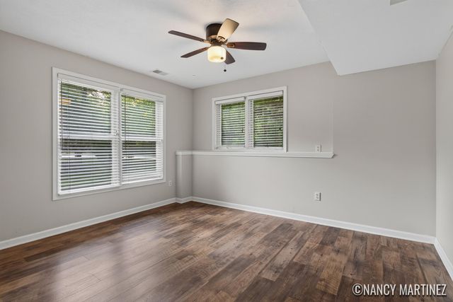 2554 Woodcreek Court Se, City Of Kentwood, MI 49546