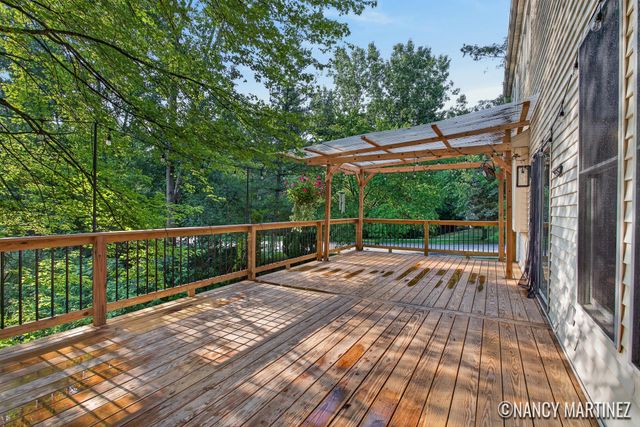 2554 Woodcreek Court Se, City Of Kentwood, MI 49546