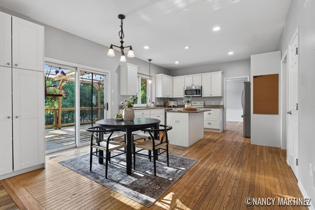 2554 Woodcreek Court Se, City Of Kentwood, MI 49546