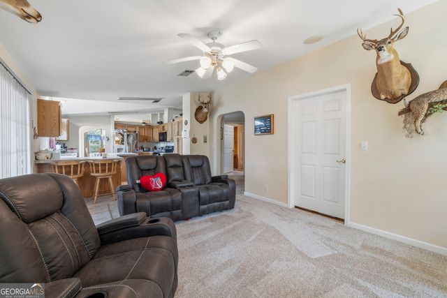 1052 Crooked Creek Road, Eatonton, GA 31024