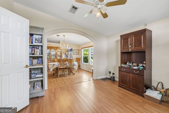 1052 Crooked Creek Road, Eatonton, GA 31024
