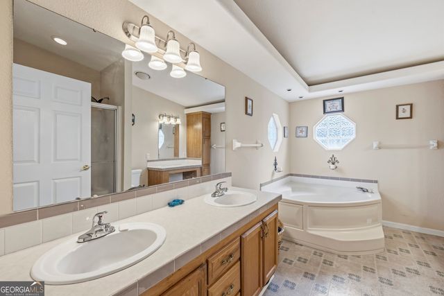 1052 Crooked Creek Road, Eatonton, GA 31024