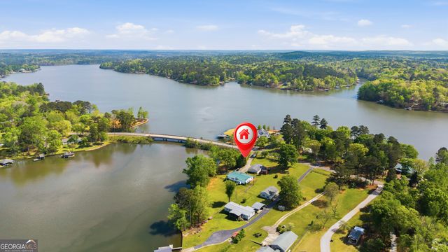 1052 Crooked Creek Road, Eatonton, GA 31024
