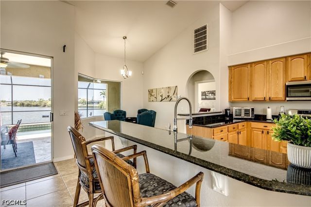 2319 NE 19th ST, Cape Coral, FL 33909