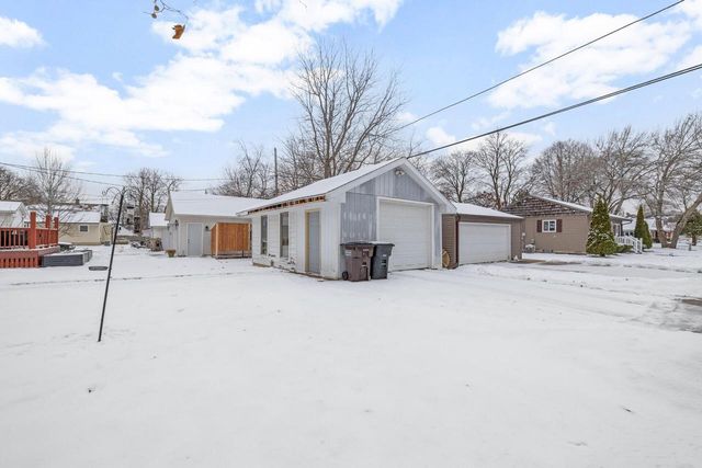 4939 N 126th STREET, Butler, WI 53007