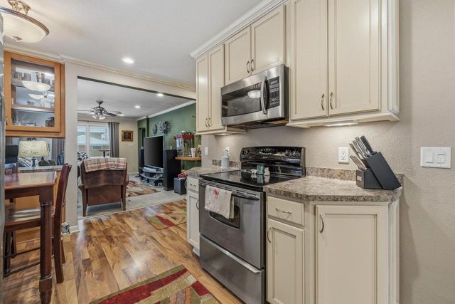 4939 N 126th STREET, Butler, WI 53007