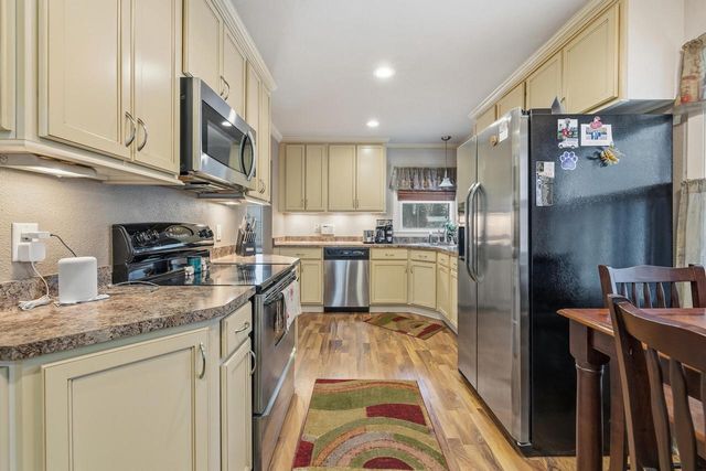 4939 N 126th STREET, Butler, WI 53007