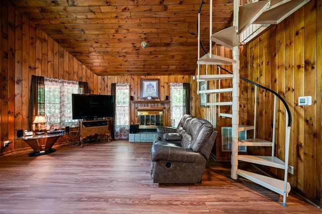 1247 Newport Drive, Ellijay, GA 30540