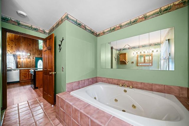 1247 Newport Drive, Ellijay, GA 30540