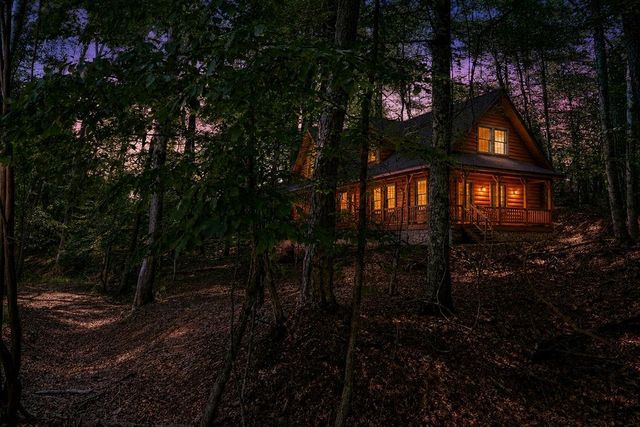 1247 Newport Drive, Ellijay, GA 30540