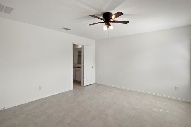 11807 Marcellus Way, Justin, TX 76247