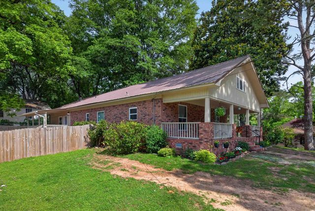 527 S 14Th Street, Arkadelphia, AR 71923