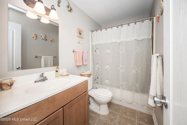 3230 Cumberland Road, 16, Ocean Springs, MS 39564