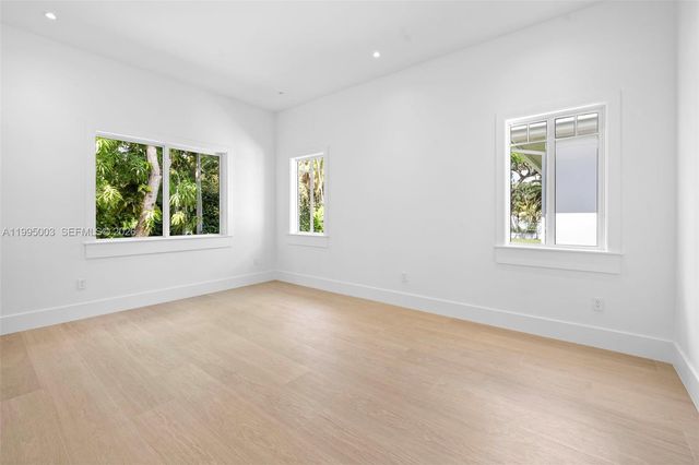 7900 SW 118th St, Pinecrest, FL 33156