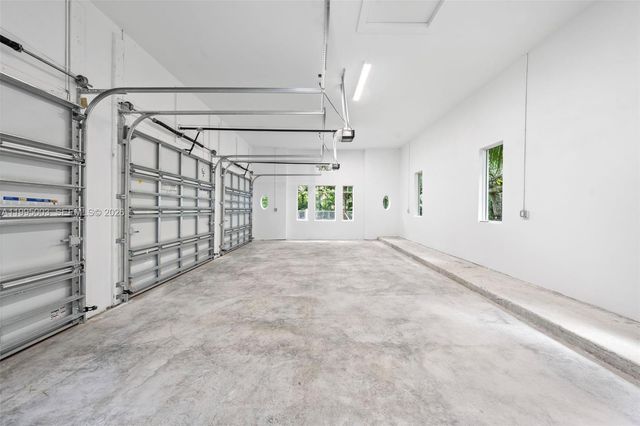 7900 SW 118th St, Pinecrest, FL 33156
