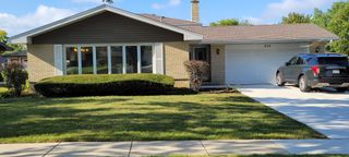 608 Trent Lane, Schaumburg, IL 60193
