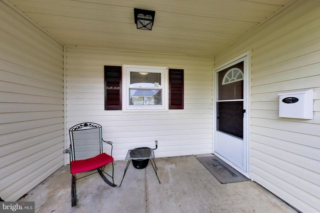 15711 PARAMONT LN, Bowie, MD 20716