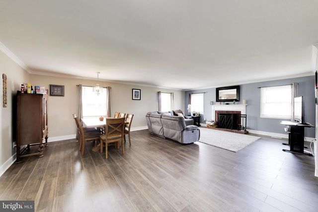 15711 PARAMONT LN, Bowie, MD 20716