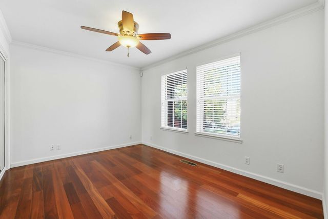 105 Wolcot Ct, Folsom, CA 95630