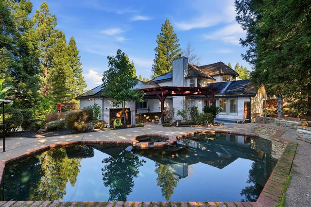 105 Wolcot Ct, Folsom, CA 95630