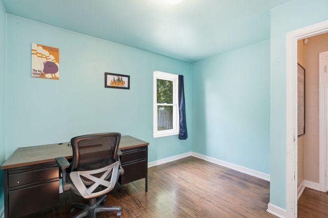 1197 Mclean Avenue, Saint Paul, MN 55106