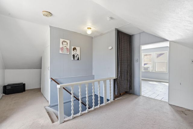 1197 Mclean Avenue, Saint Paul, MN 55106