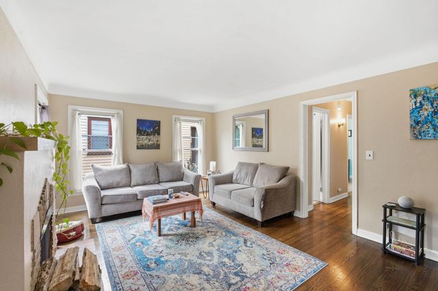 1197 Mclean Avenue, Saint Paul, MN 55106