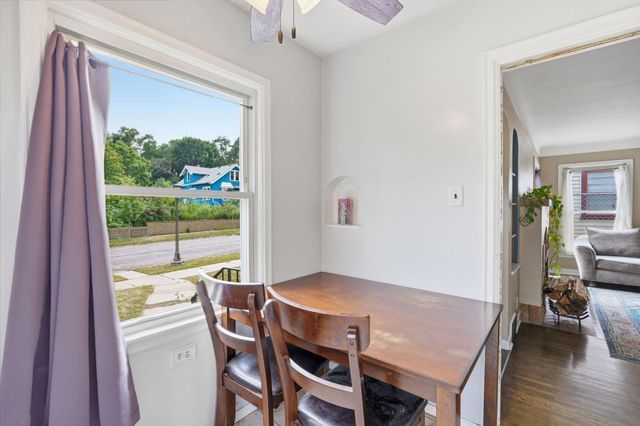 1197 Mclean Avenue, Saint Paul, MN 55106