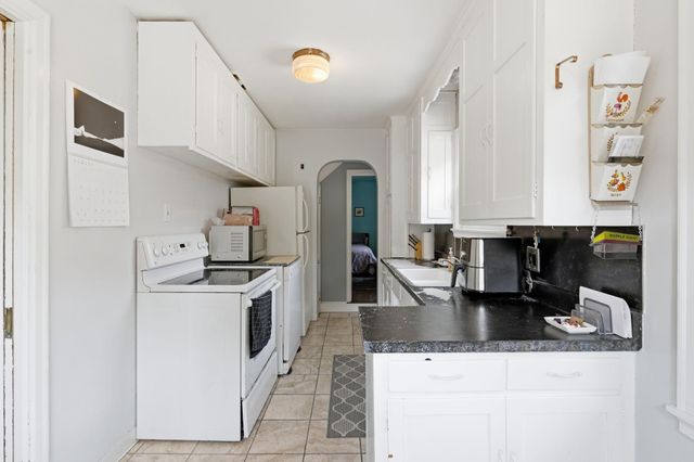 1197 Mclean Avenue, Saint Paul, MN 55106