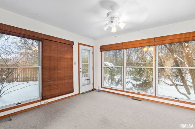 2108 AUSTIN Drive, Springfield, IL 62704