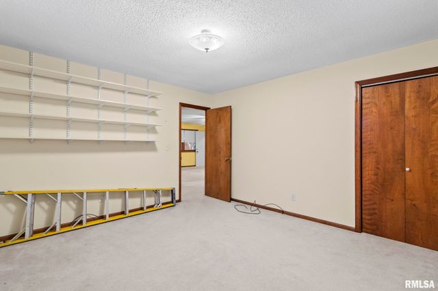 2108 AUSTIN Drive, Springfield, IL 62704