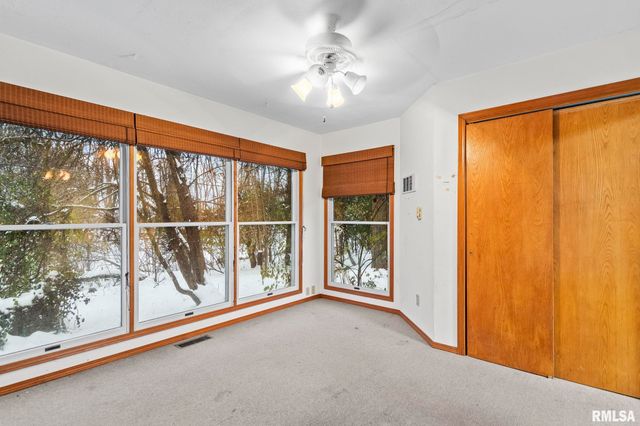 2108 AUSTIN Drive, Springfield, IL 62704