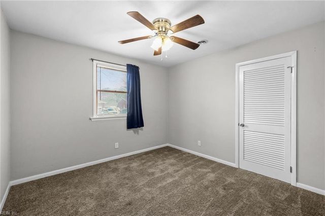 244 Kalmar DR, Chesapeake, VA 23320