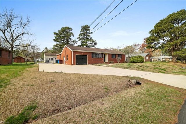 244 Kalmar DR, Chesapeake, VA 23320