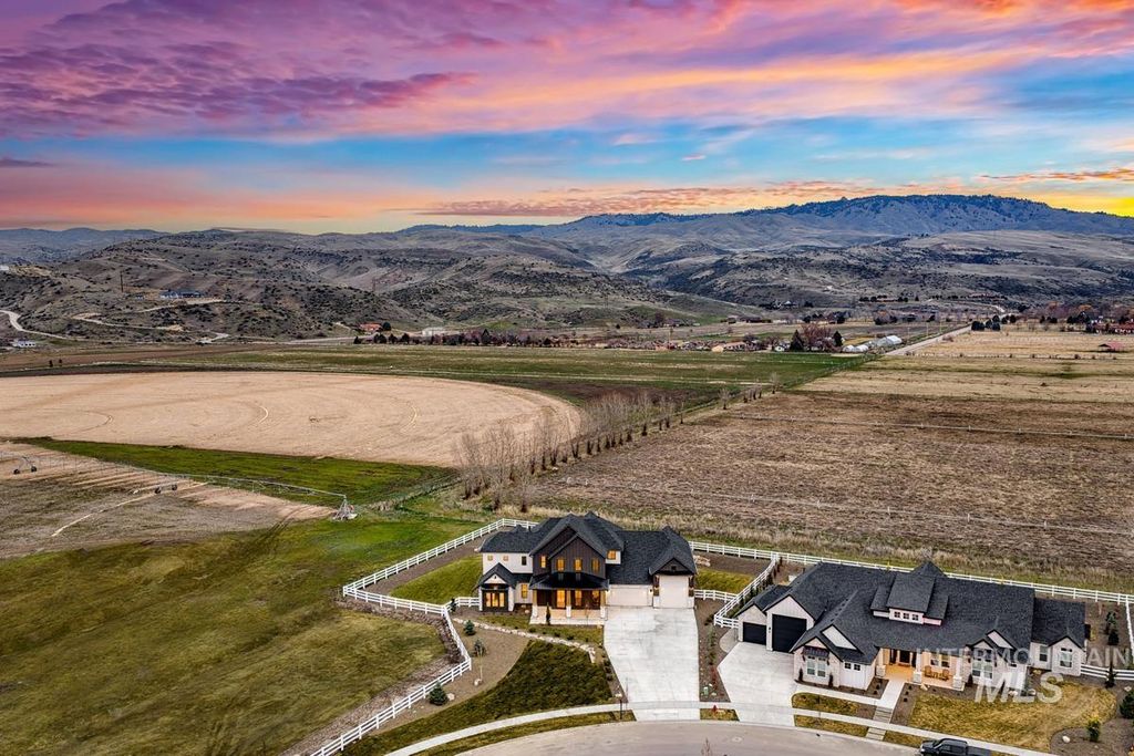 14326 N Hornbill Way, Boise, ID 83714 photo 2