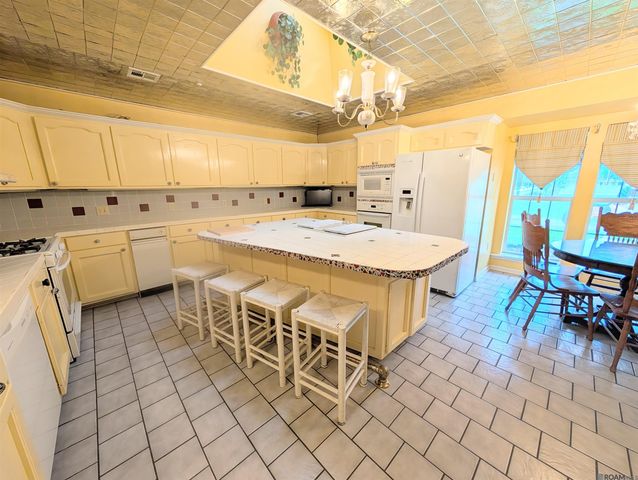 13724 Blackwater Rd, Baker, LA 70714