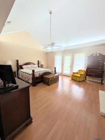 13724 Blackwater Rd, Baker, LA 70714