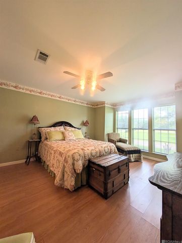 13724 Blackwater Rd, Baker, LA 70714