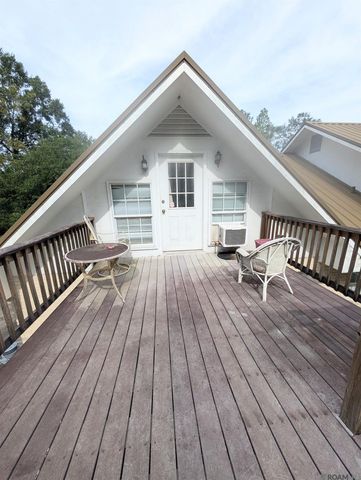 13724 Blackwater Rd, Baker, LA 70714