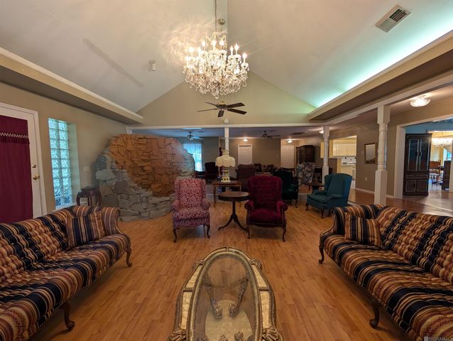 13724 Blackwater Rd, Baker, LA 70714