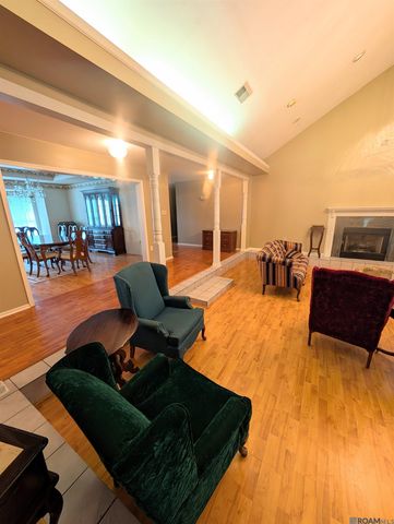 13724 Blackwater Rd, Baker, LA 70714