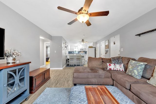 29 Arlington Rd 1-1, Woburn, MA 01801