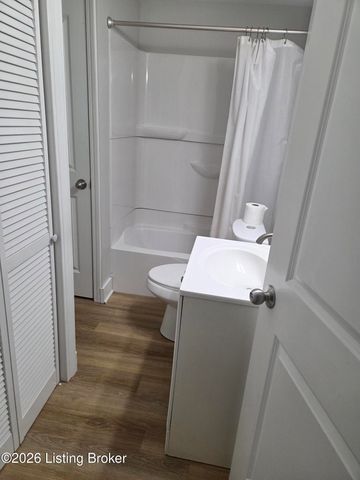 2505 Franklin Ave, Louisville, KY 40216