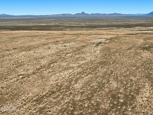 0 W CLARENDON -- 115, Tonopah, AZ 85354