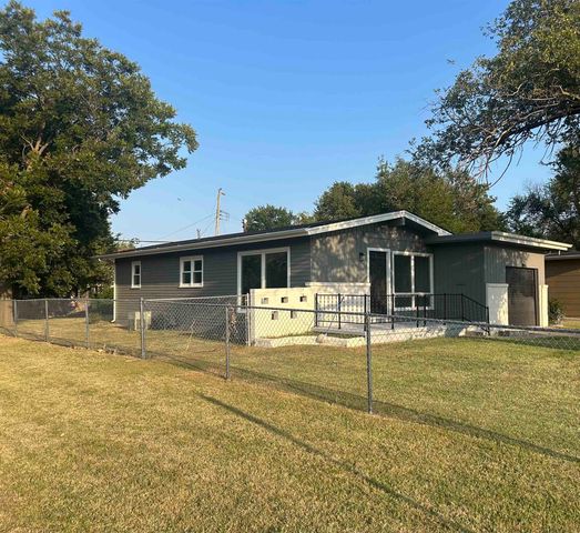 2804 S Everett, Wichita, KS 67217