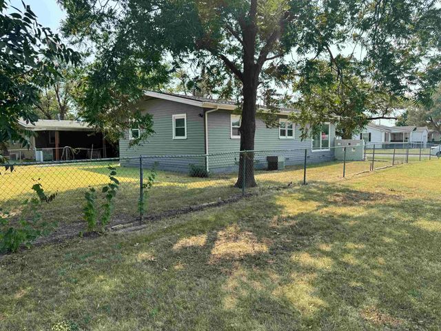 2804 S Everett, Wichita, KS 67217